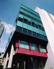 Pinus Plaza — Fachada Principal