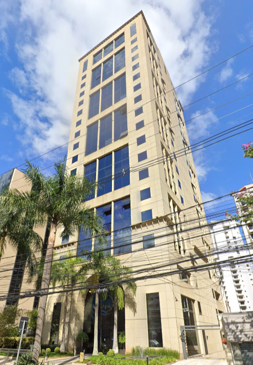 Result Corporate Plaza — Fachada Principal