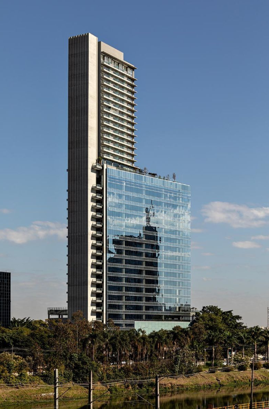River One — Fachada Principal