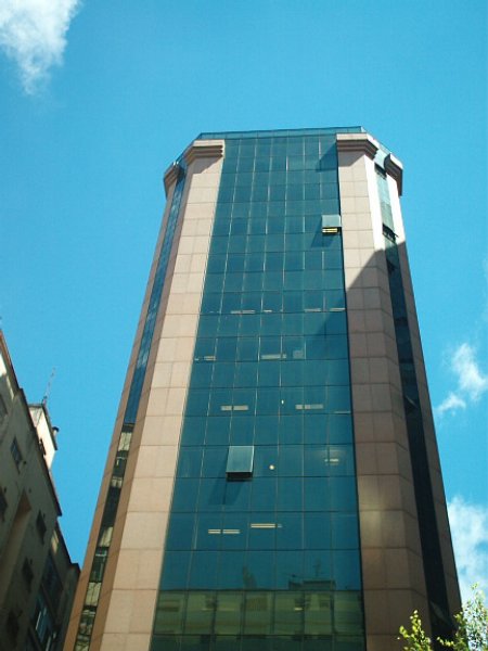 São Paulo Tower - Jardim Paulista — Fachada Principal