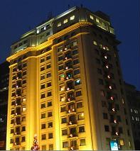 Savoy — Fachada Principal
