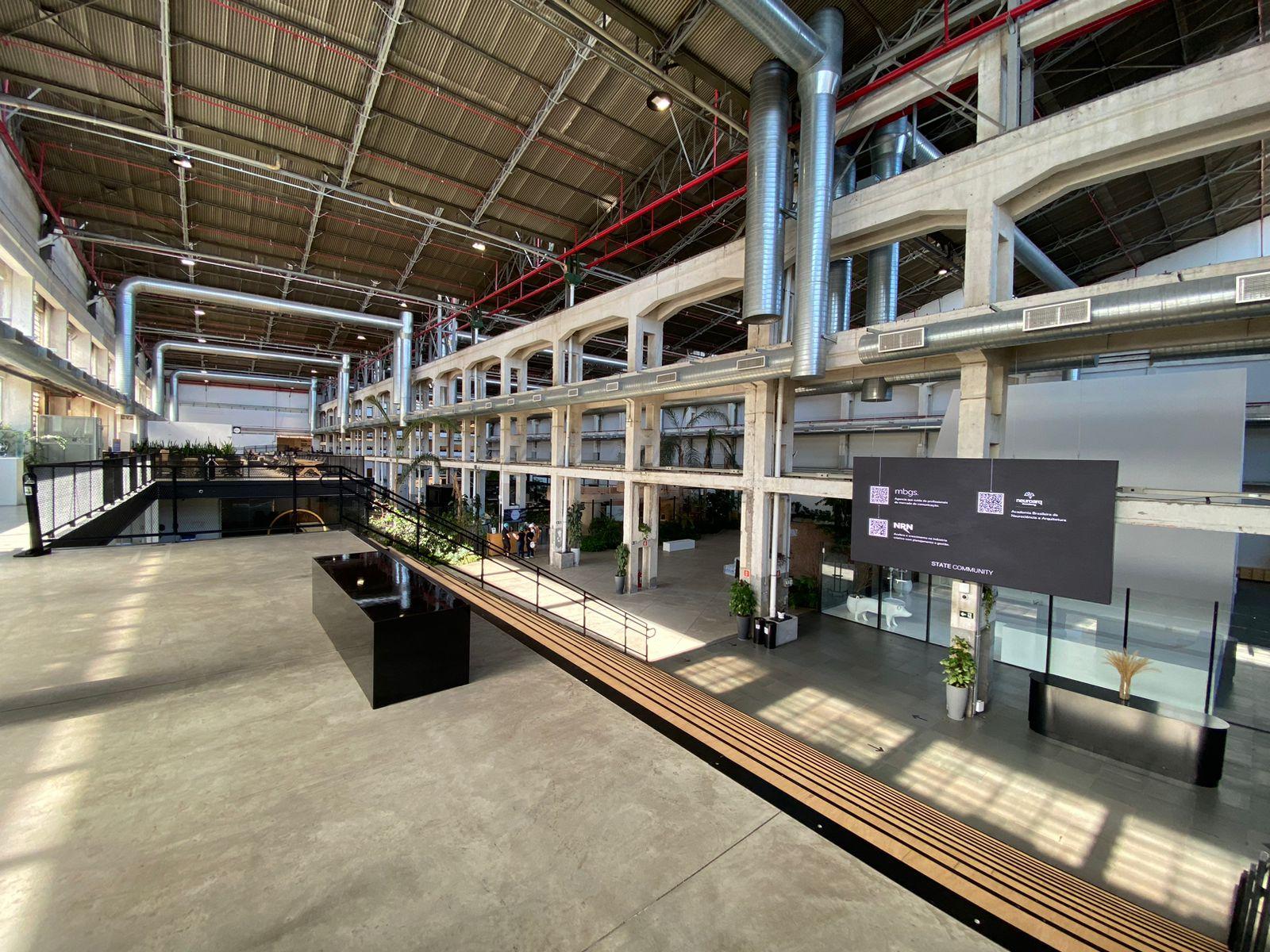 State — Galeria Foto 4