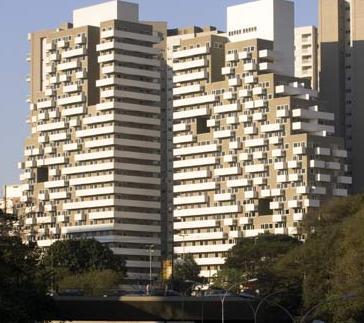 Top Towers — Fachada Principal