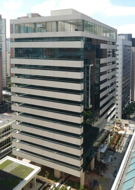 Vila Olímpia Corporate — Fachada Principal