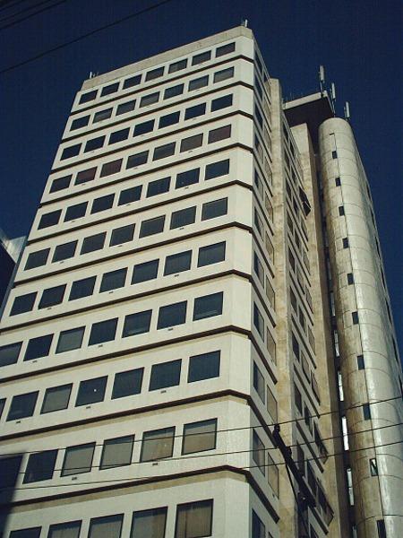 Yara — Fachada Principal