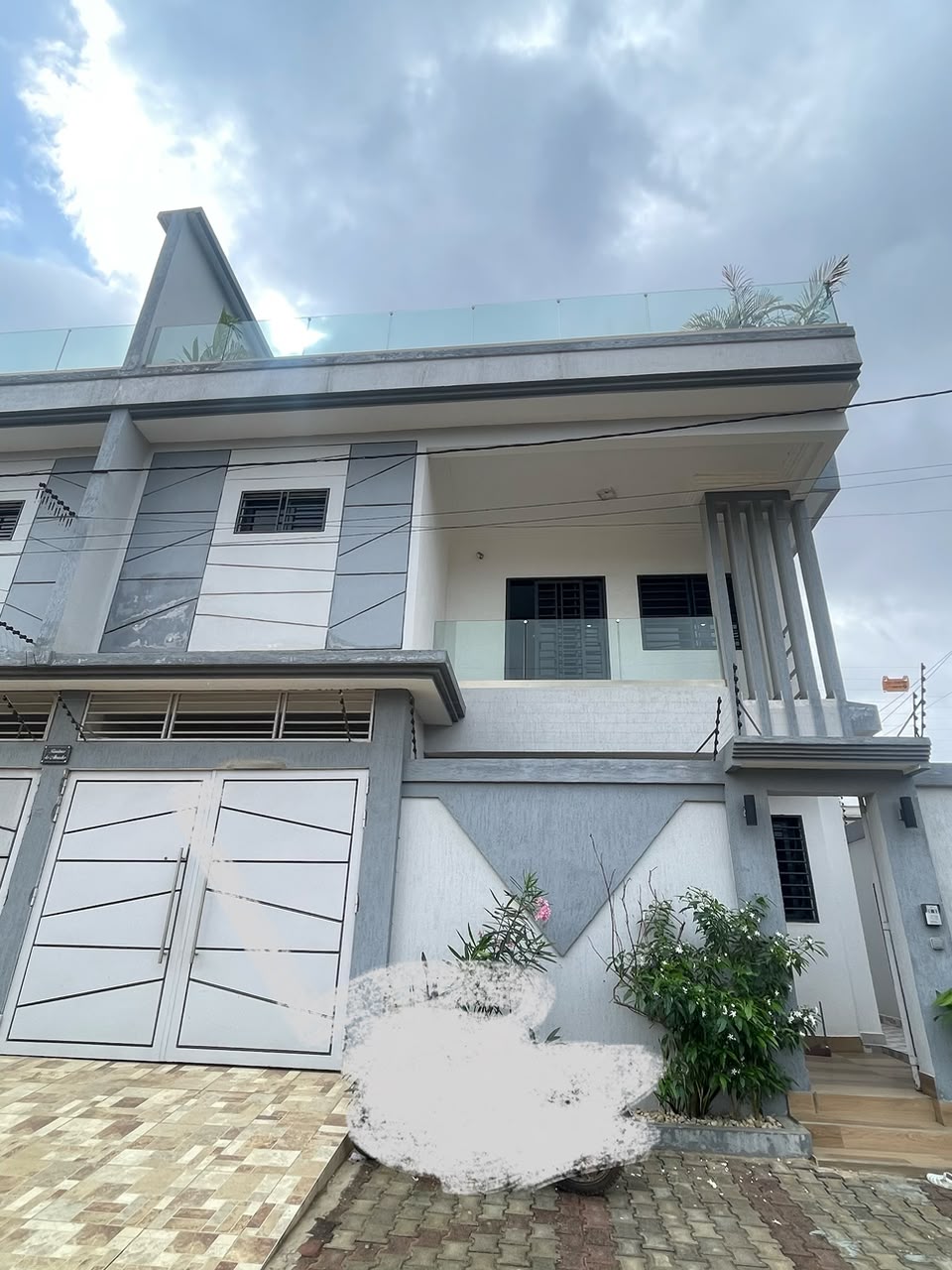 Triplex à louer à Cocody, Angré Nouveau CHU(abou)