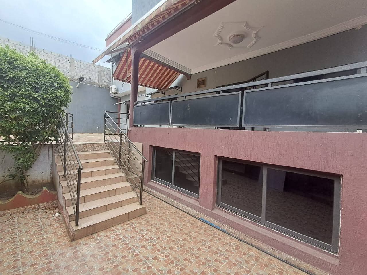 Villa à louer à Bingerville, Feh kessé(EDI )