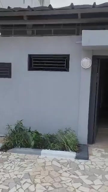 Villa basse de 3 pièces disponible à Bingerville
