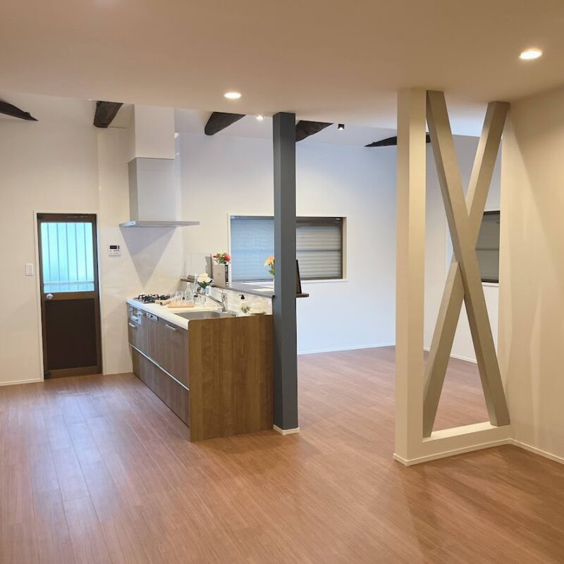 【大阪】年間休日122日でワークライフバランス◎「ここにしかない空間をかたちに」