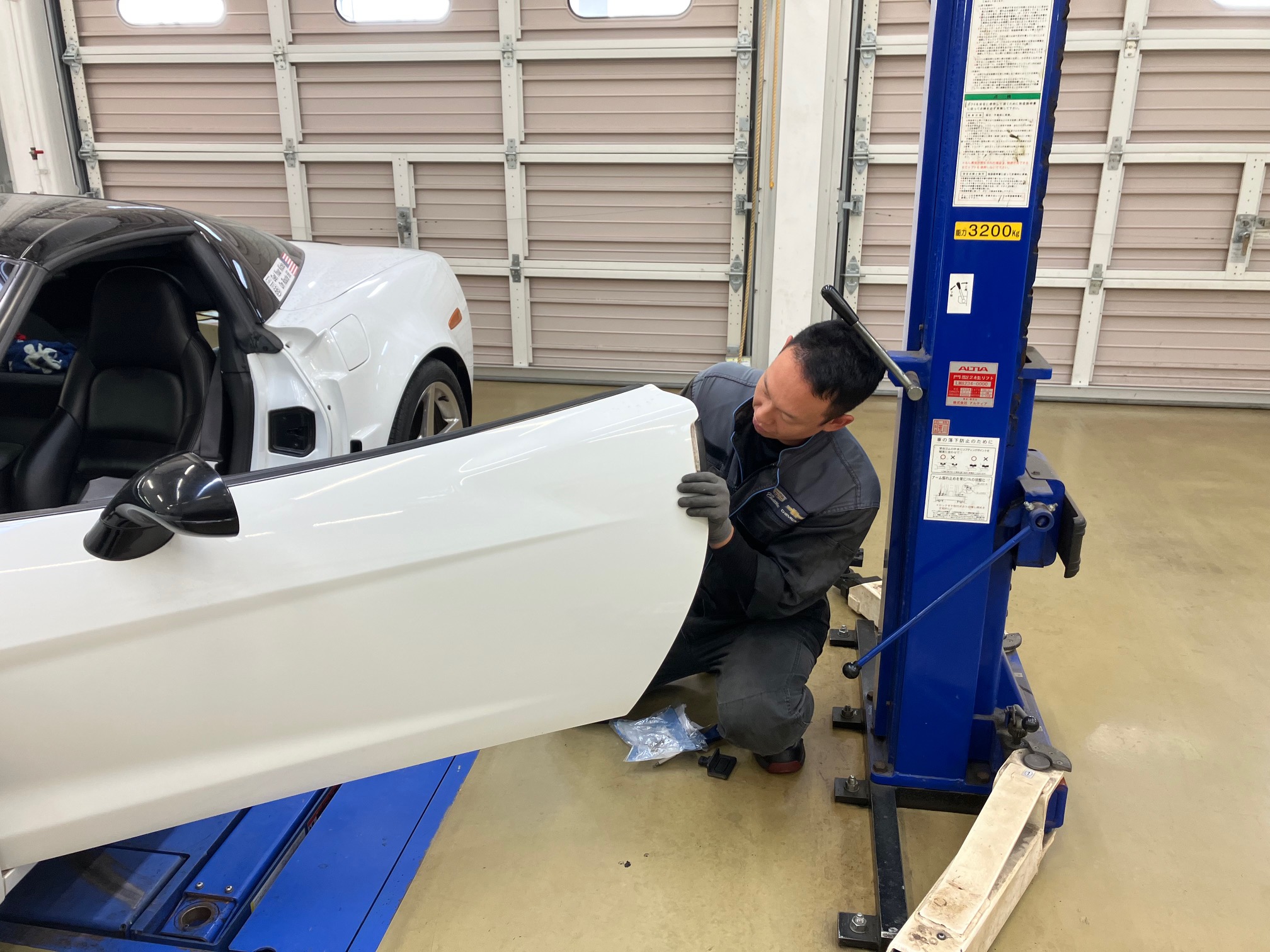 キャデラックシボレー/高級外国車のサービスフロント/残業なし転勤なし/輸入車経験不問/休みがとりやすい環境