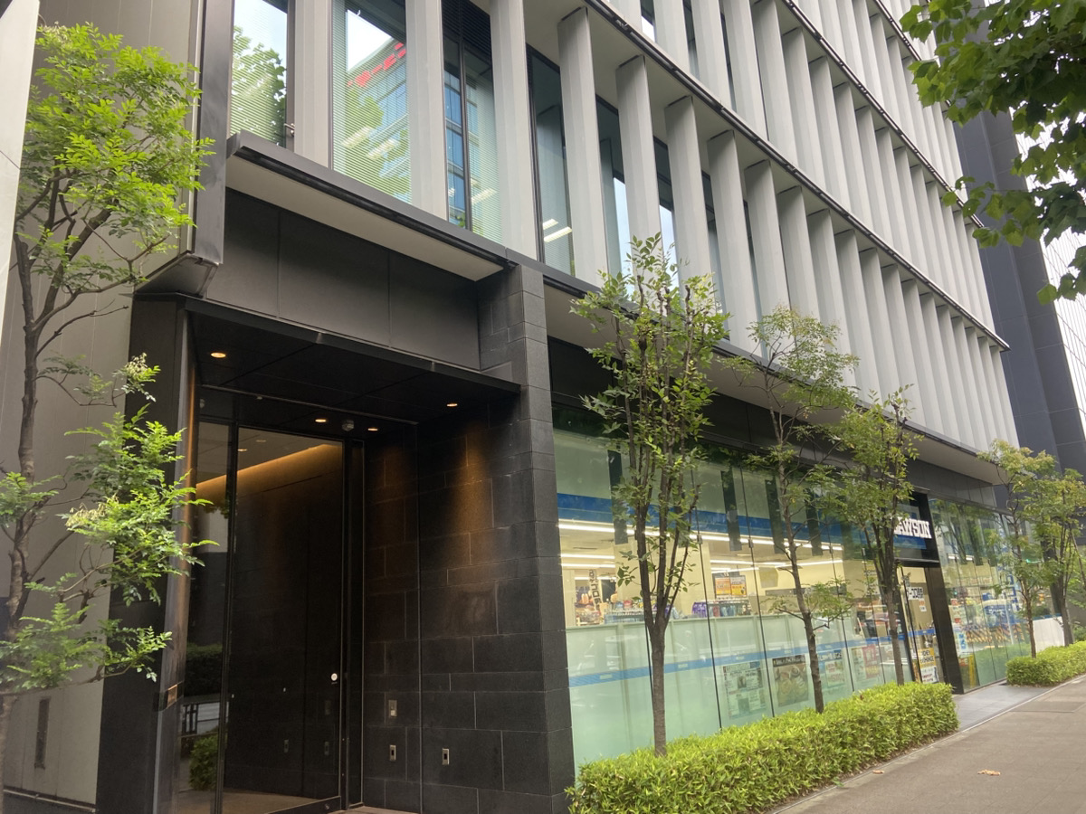 PC作業に興味はありますか？未経験からIT業界へ！【事務・接客・販売経験も活きる！中途採用＼事務・デスクワーク／】