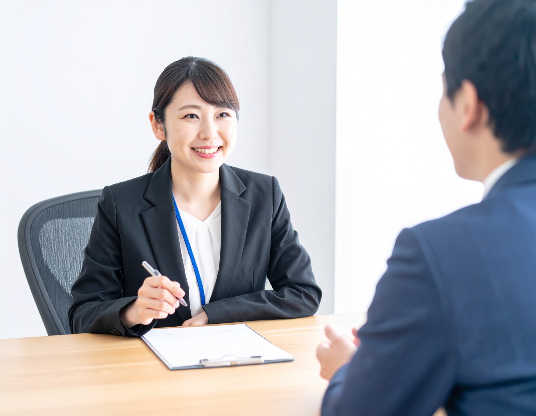 【三郷】年収450万円～550万円／人事制度企画／年休125日＊残業なし＊有給取得100%の社員も！
