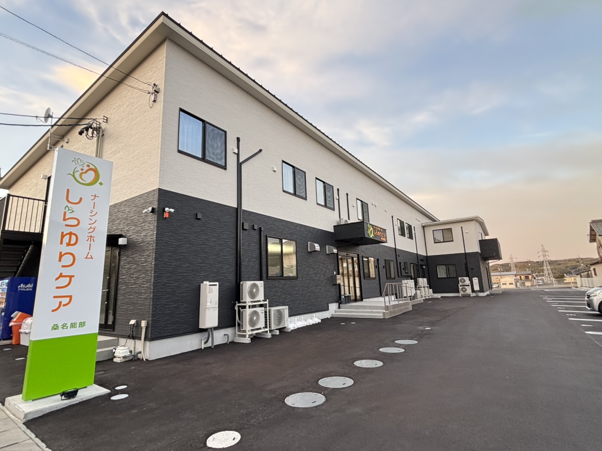 【桑名市／ランチビュッフェと夜食無料♪】ワンフロアに多職種のスタッフがいるので相談しやすい環境です◎（施設内訪問看護／常勤）