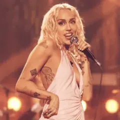 Miley Cyrus decal thumb 3