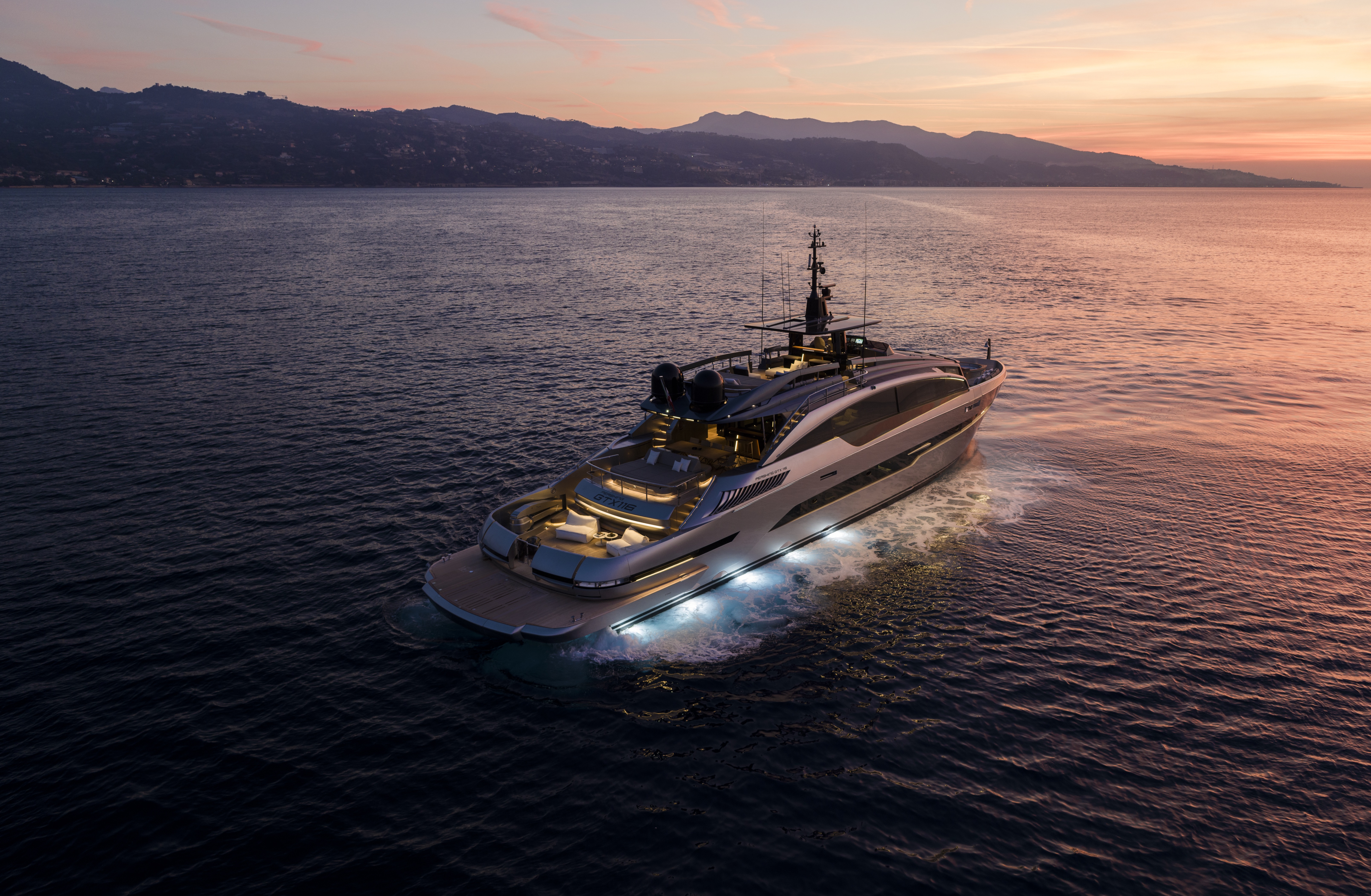 Модел на седмицата: Pershing GTX116