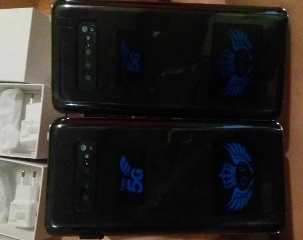 Comment Mettre Une Carte Sim Dans Un Samsung A51 Vend 2 Samsung S10+ / Noir.