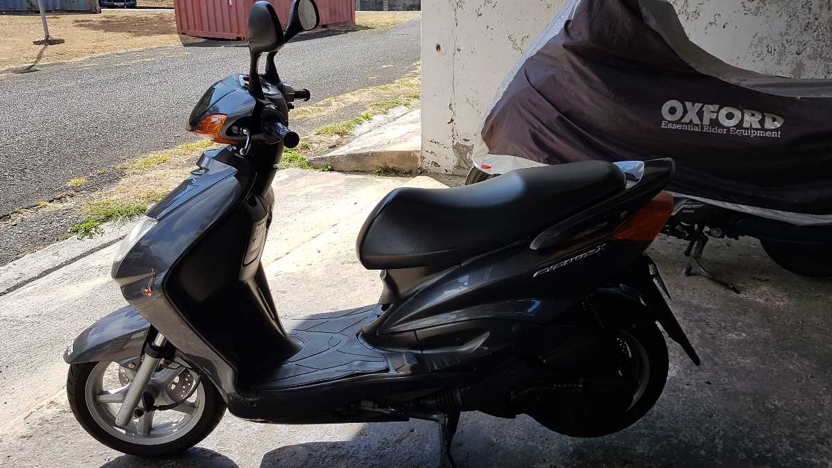 AV SCOOTER