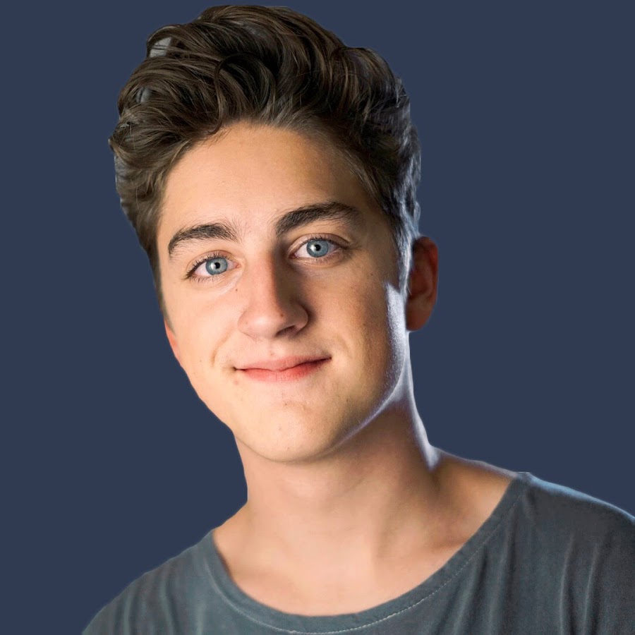 Danny Gonzalez, commentary YouTuber and comedian from Chicago, Illinois