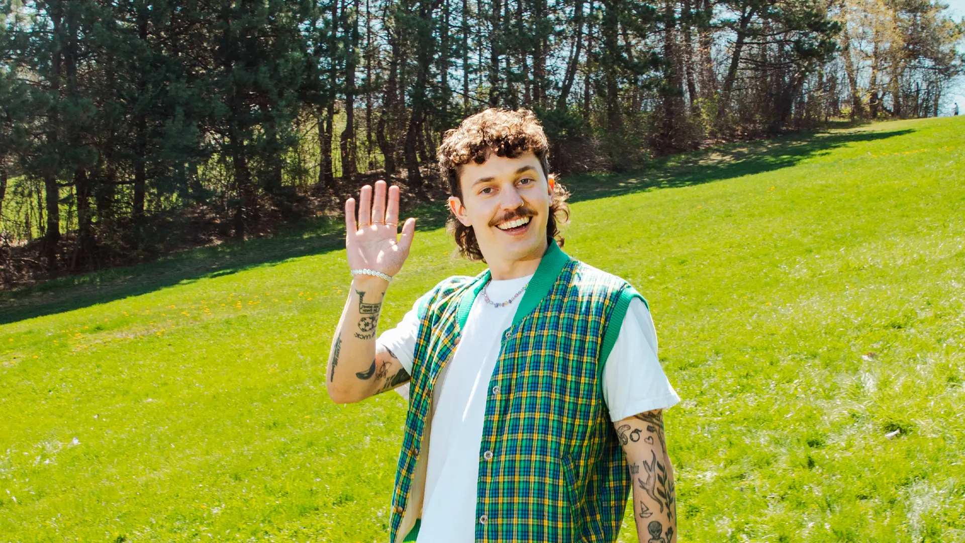 Kurtis Conner comedian live performance