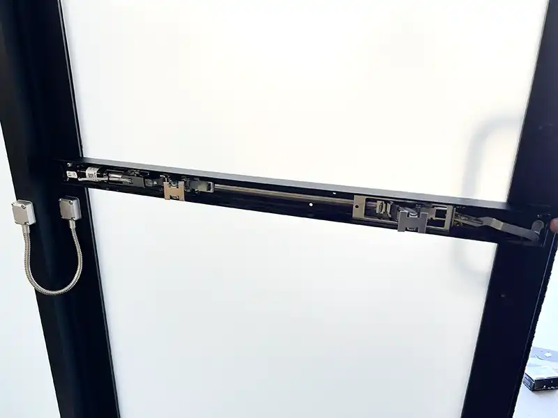 Access Control Push Bar