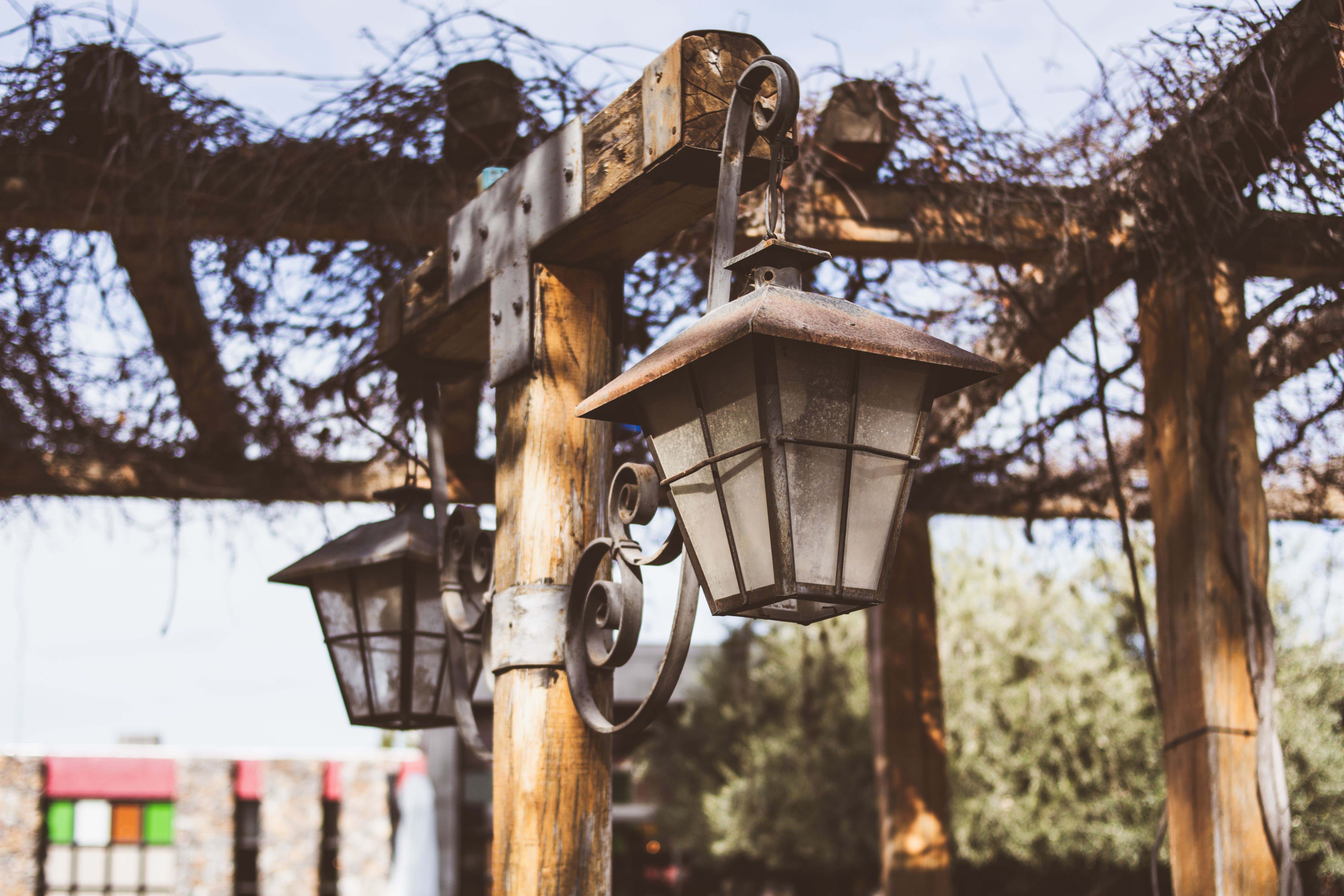 Outdoor Lighting Design for Patios & Walkways