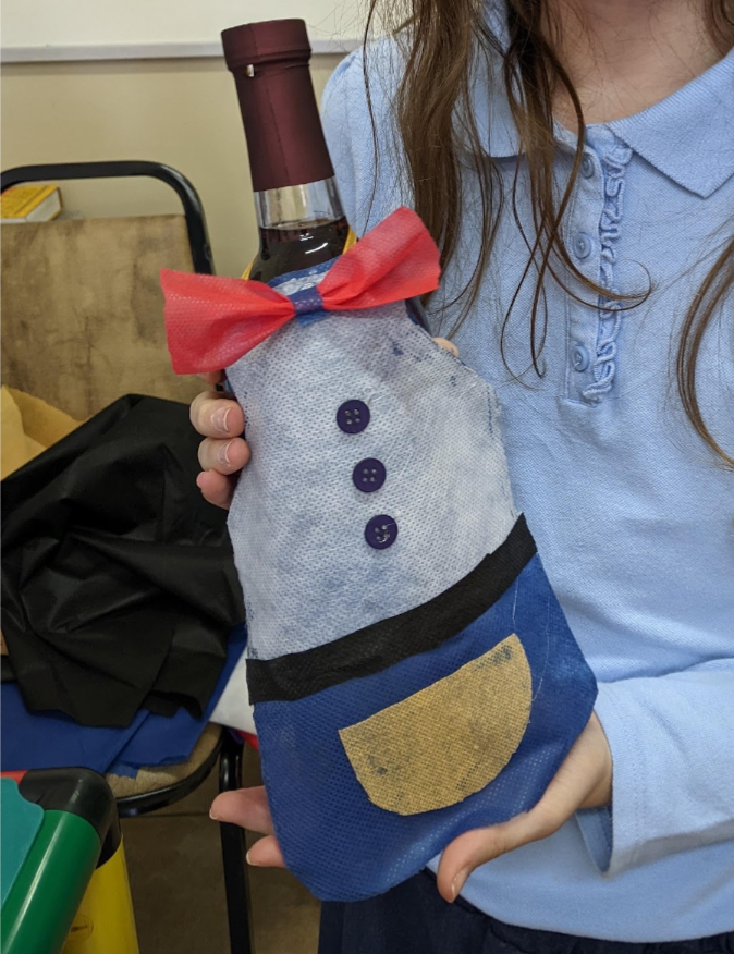 Wine bottle dress up