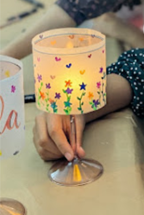 Goblet lamp shade