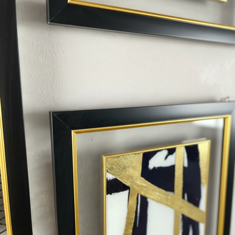 Golden line - Resim 3