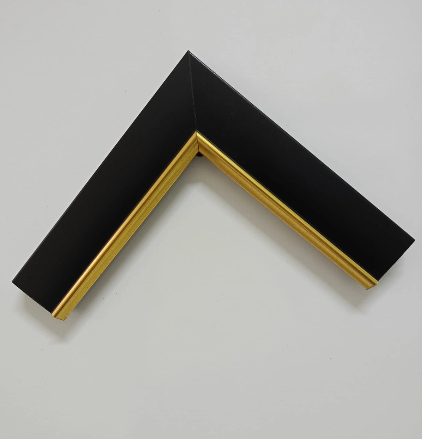 Golden line - Resim 4