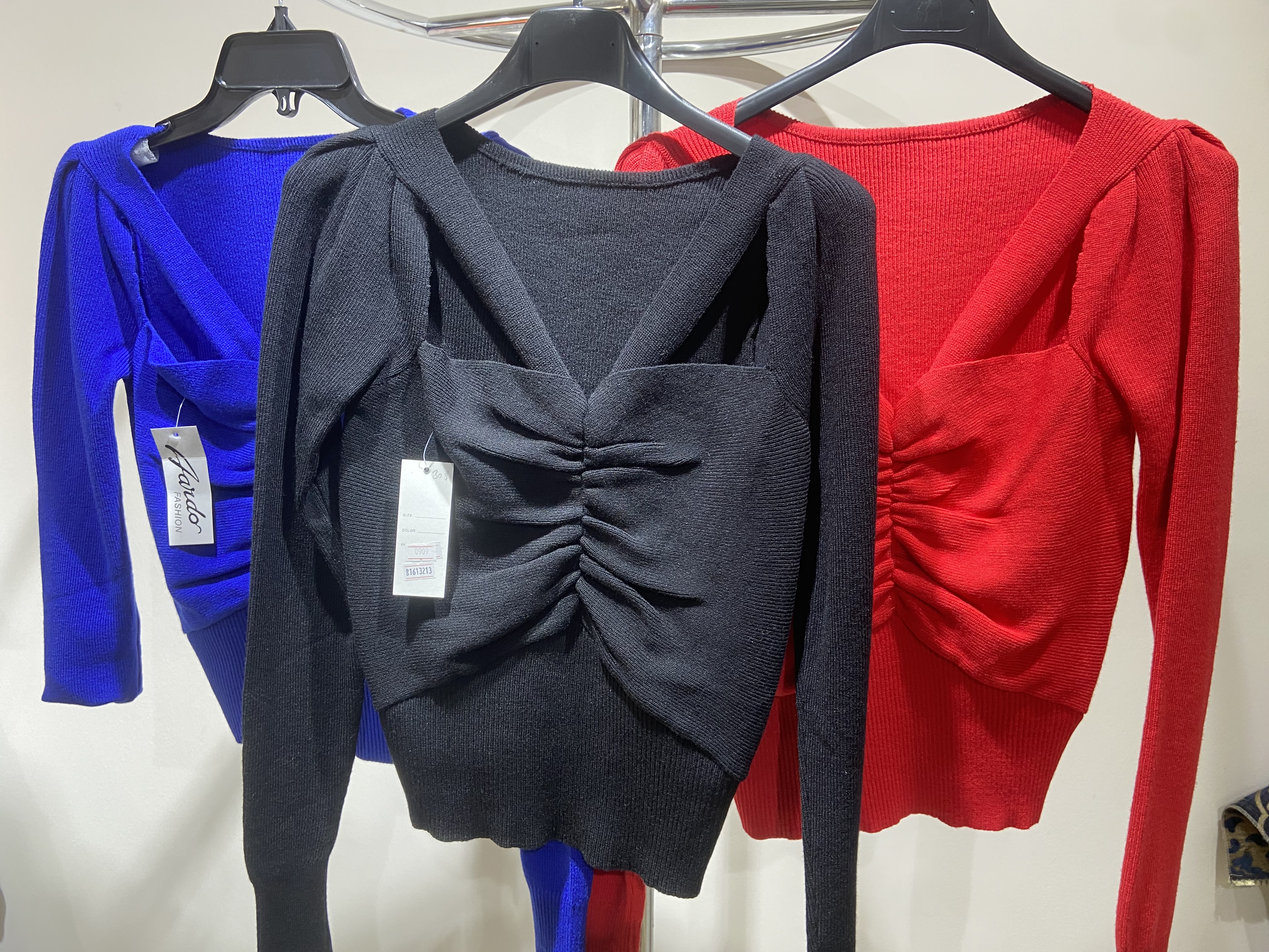 Crop top with open top 