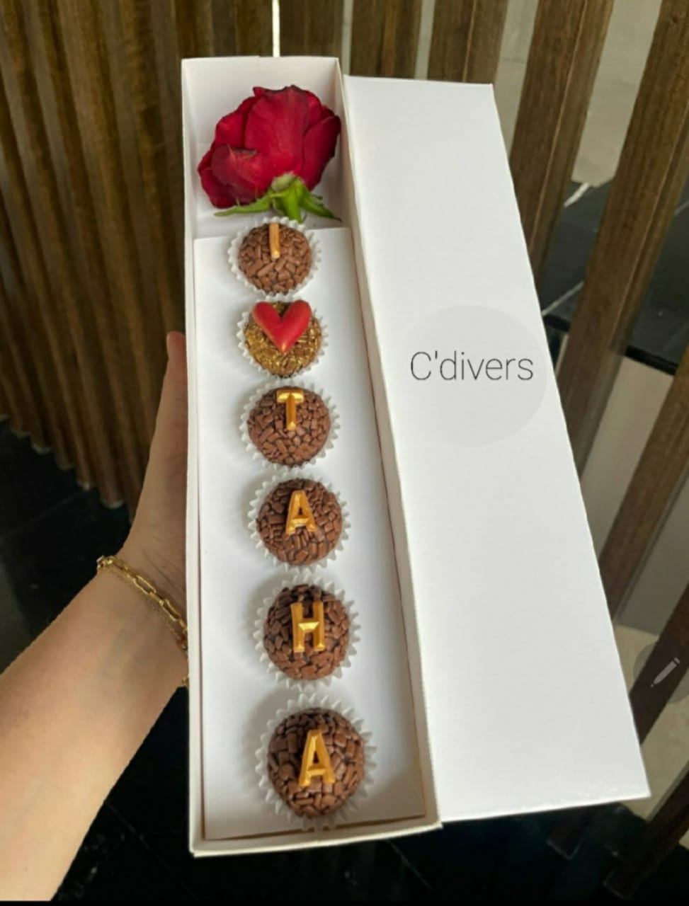 BRIGADEIRO ROSE BOX  