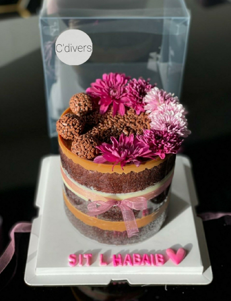 Small Chocolate Cake 