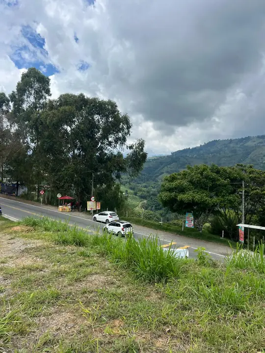 Lote en venta cerca al centro de Manizales, Caldas – 5.000 m²