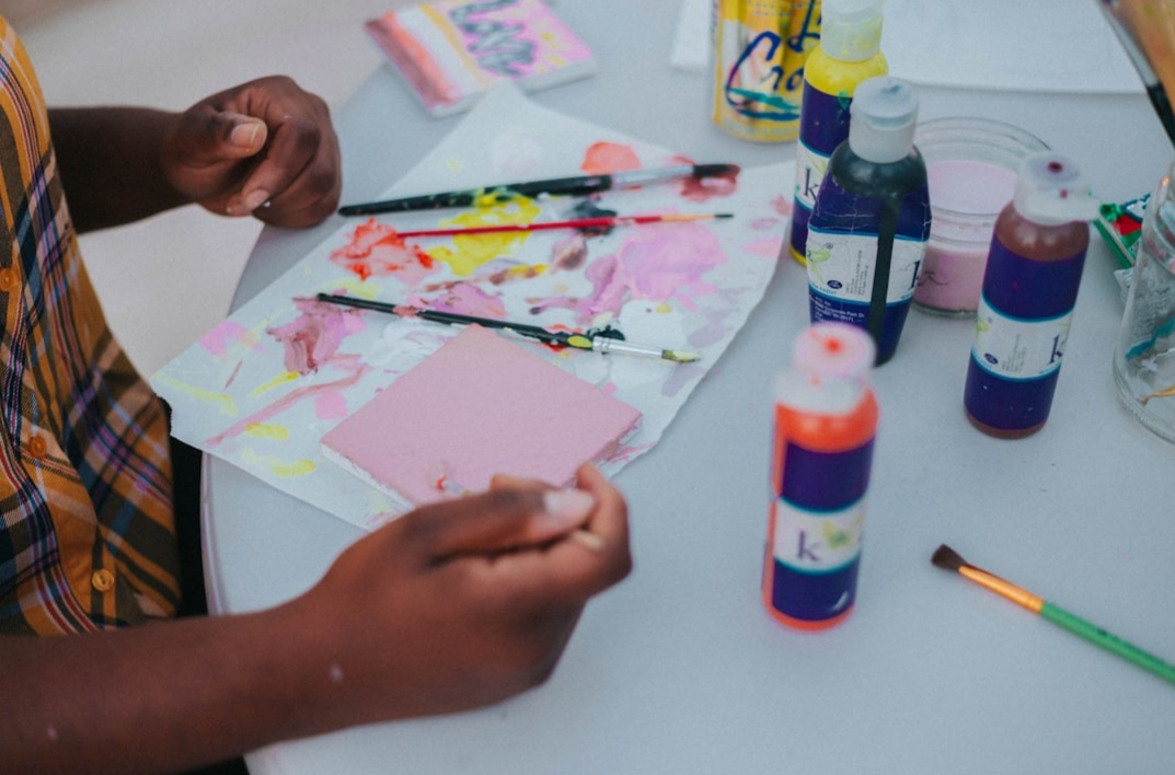 Creative Outlets: How Art and Play Therapy Empower Neurodivergent Kids