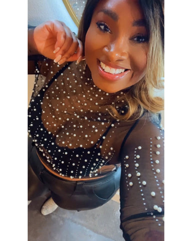 Queens Rising: Navigating Setbacks with Grace and Strength