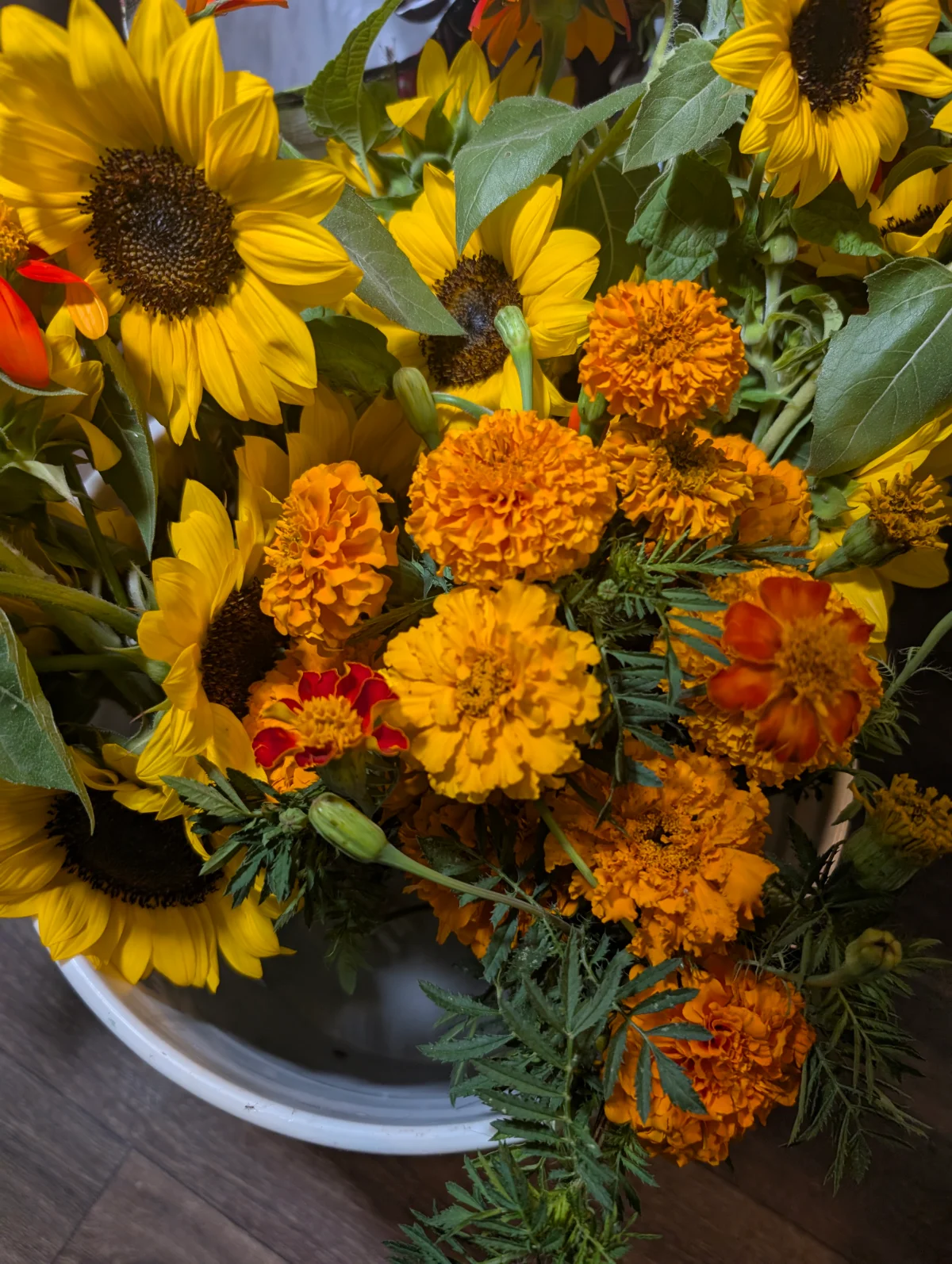 Why Chemical-Free Atlanta Grown Flowers Are Good for Your Health, Wallet, Pets, and the Planet