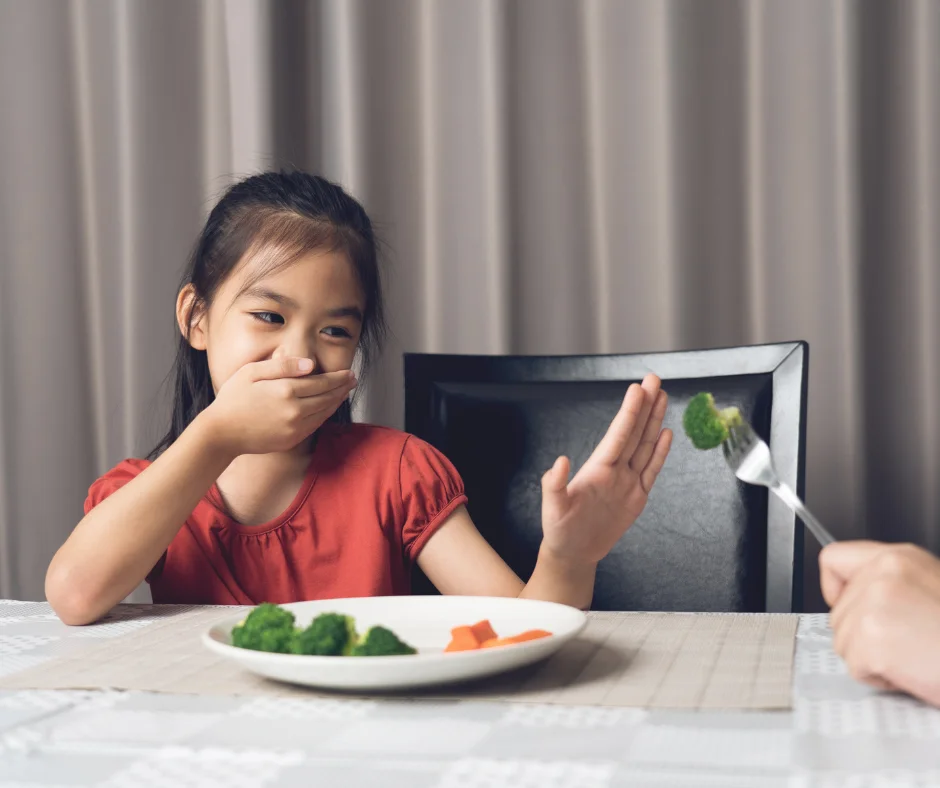 How to Get Your Picky Eater to Try New Foods at Lunch: A Real Mom’s Low-Pressure Framework