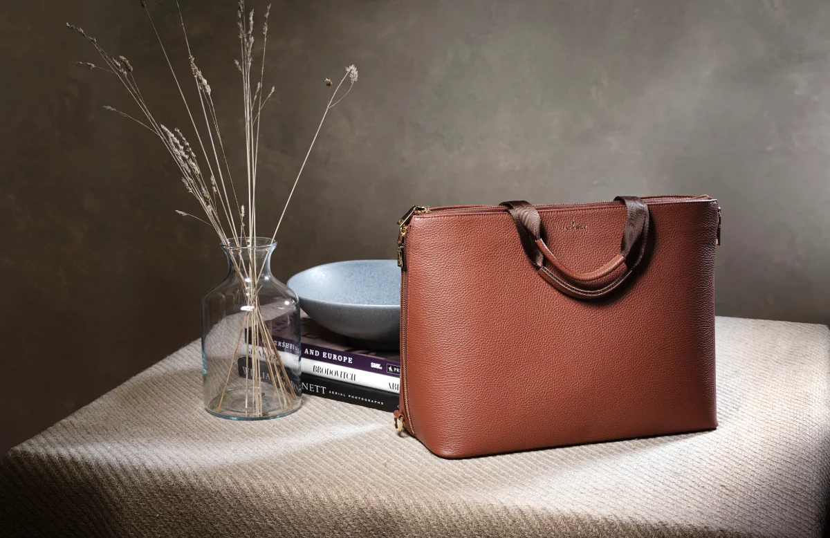 Building a Handbag for Real Life