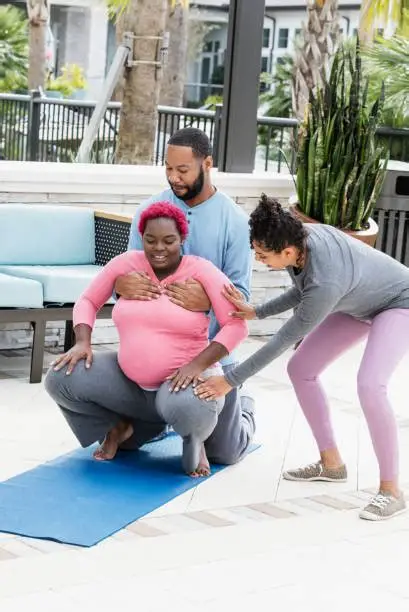 What Is a Doula and Why Should You Consider One for Your Birth Experience?