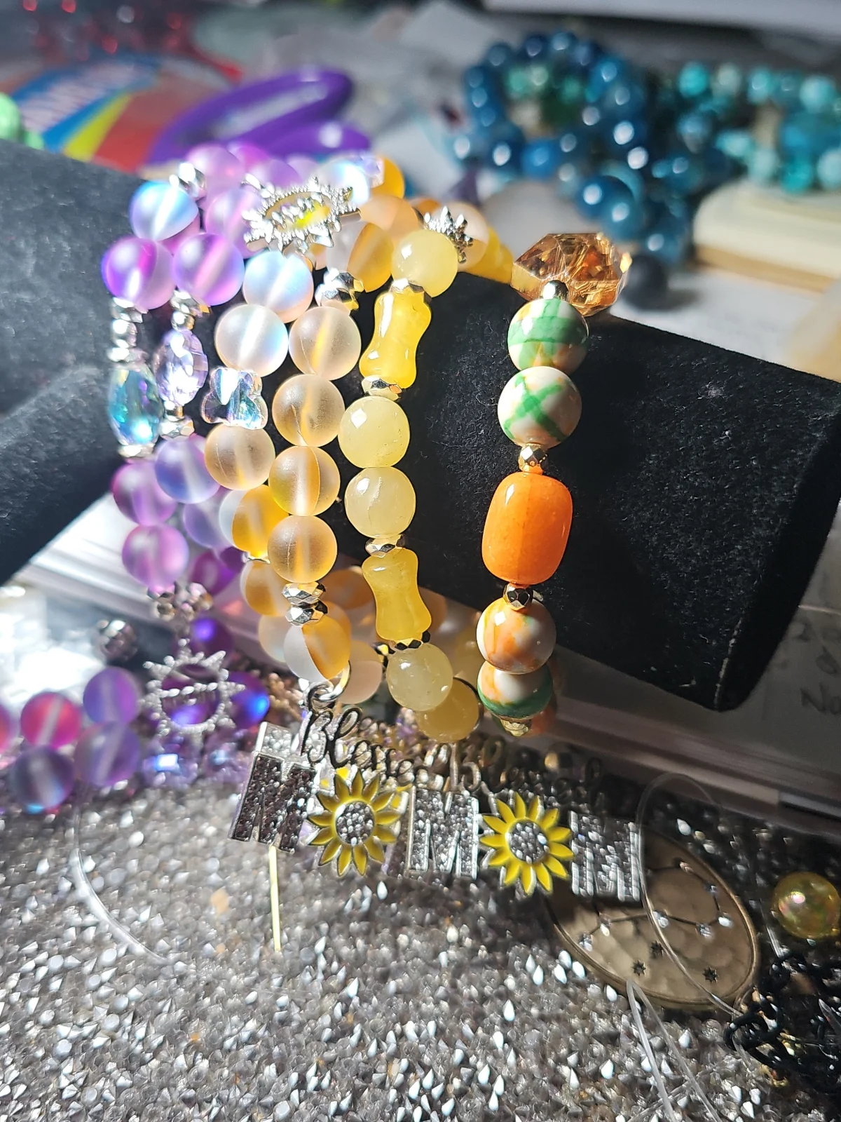 Summers ahead/Creating jewelry in the right shade