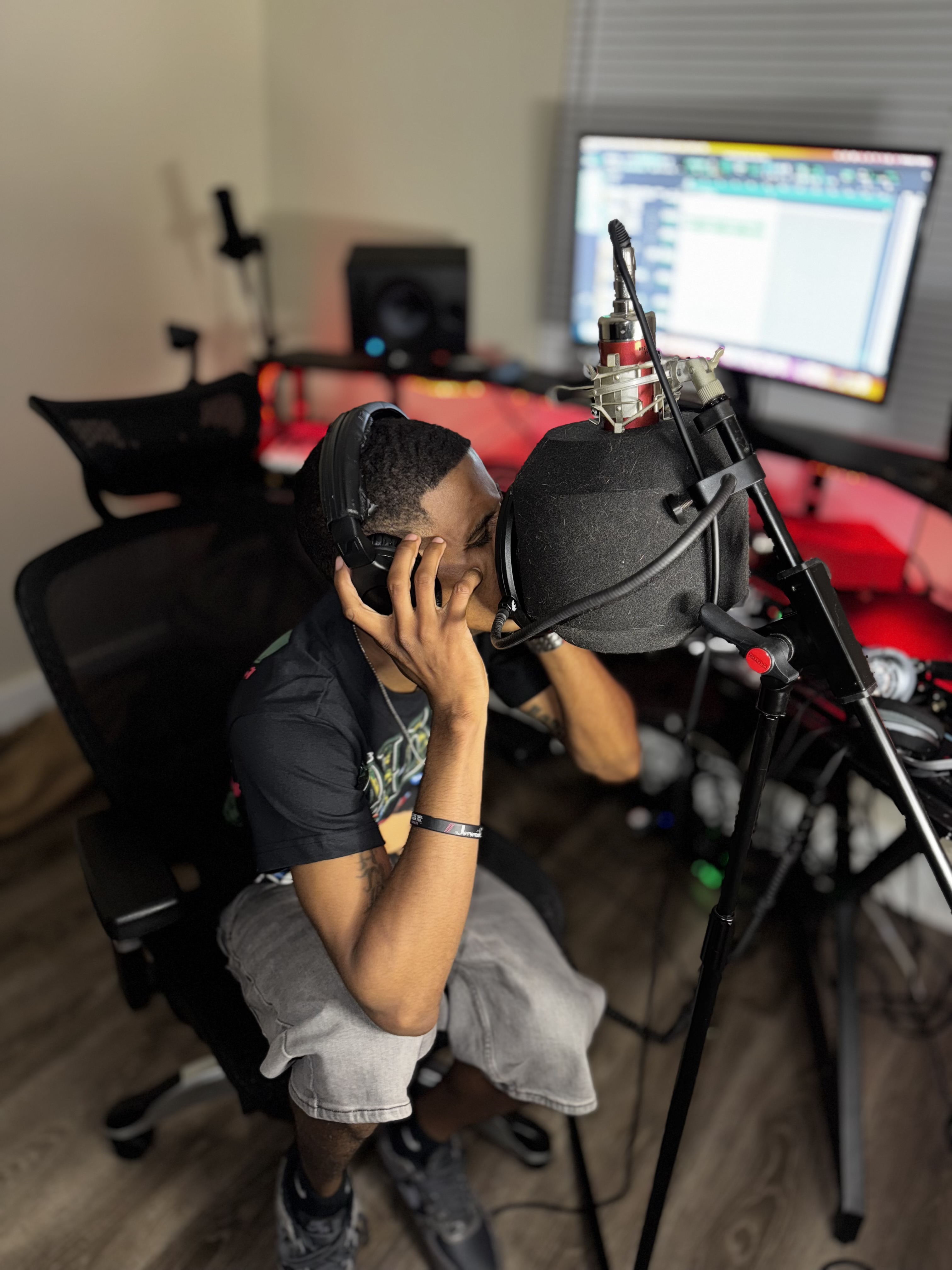 Glasslike Motion Picture 