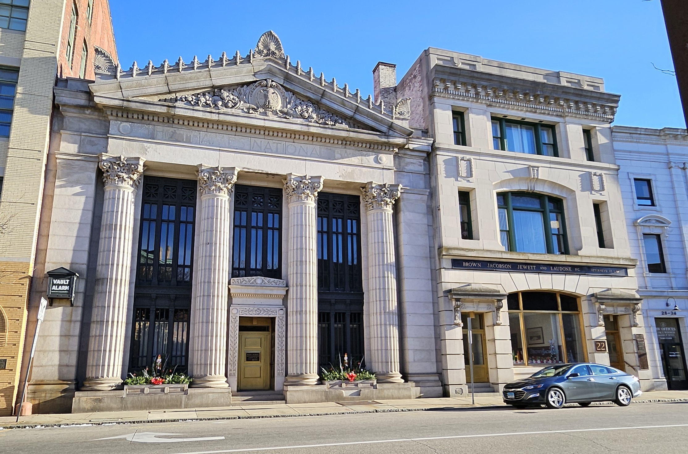 Courthouse Square Realty LLC