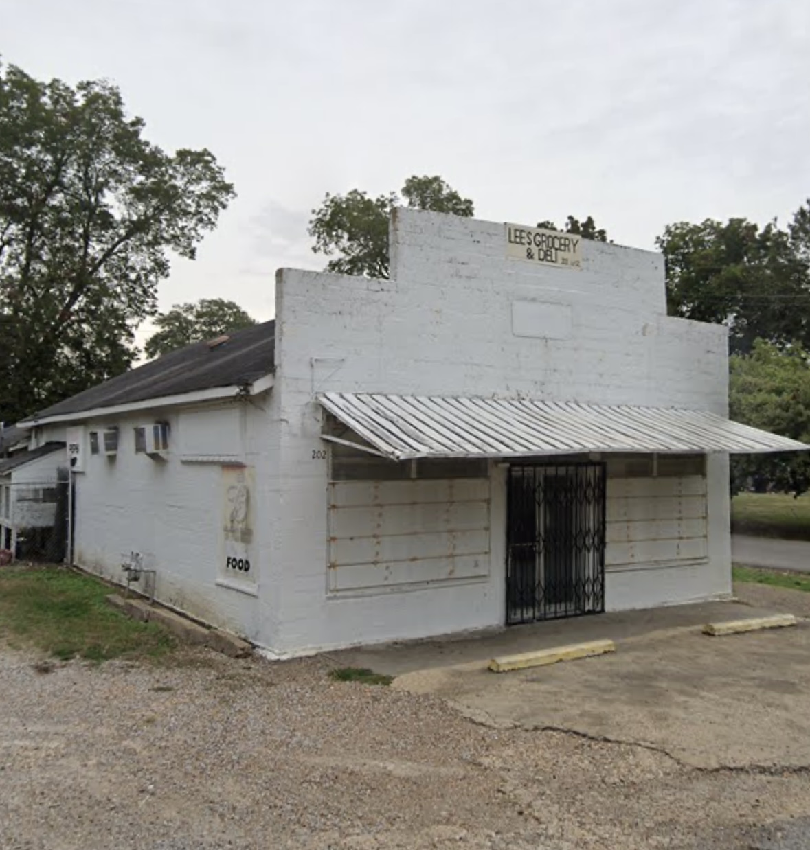 Wayne Holmes Family Deli & Grogery