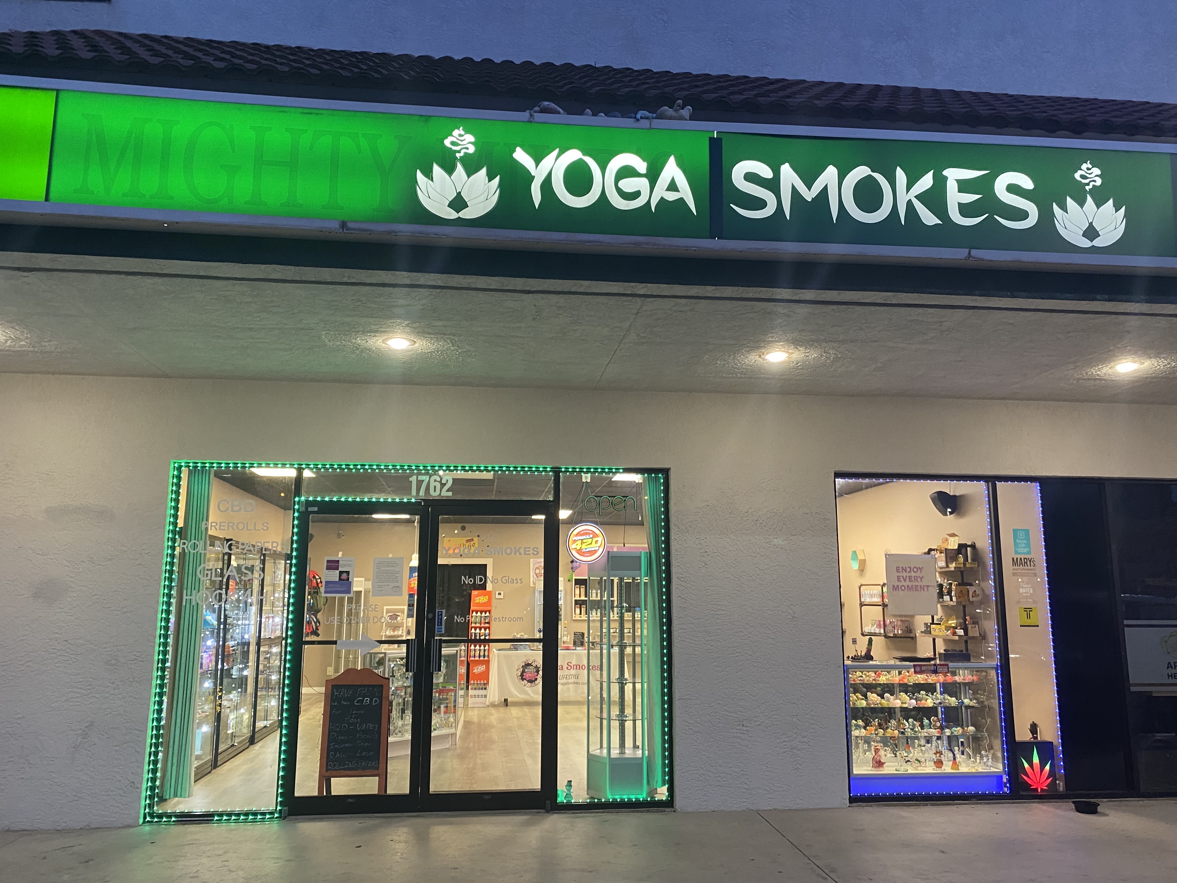 Yoga Smokes