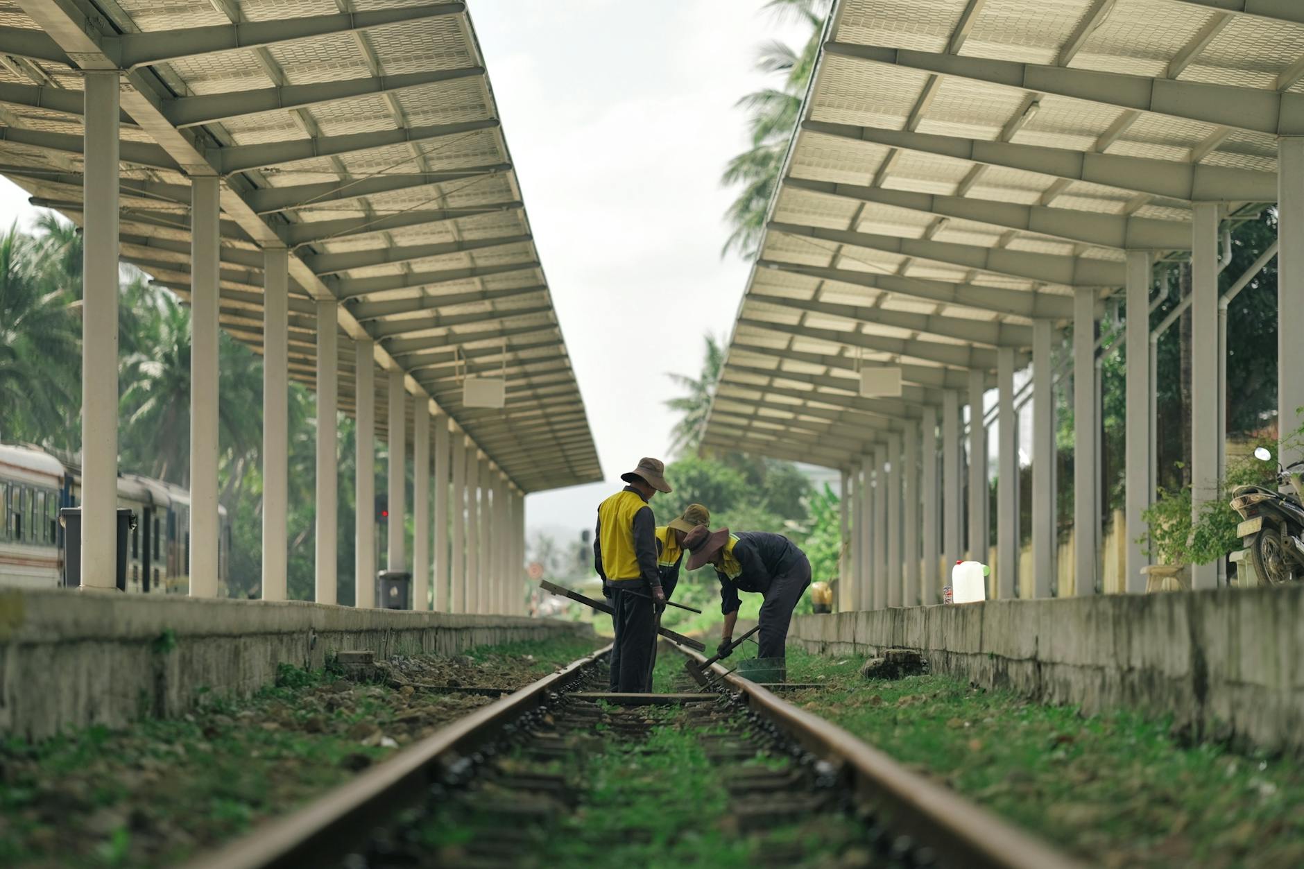 Facility Landscape Maintenance