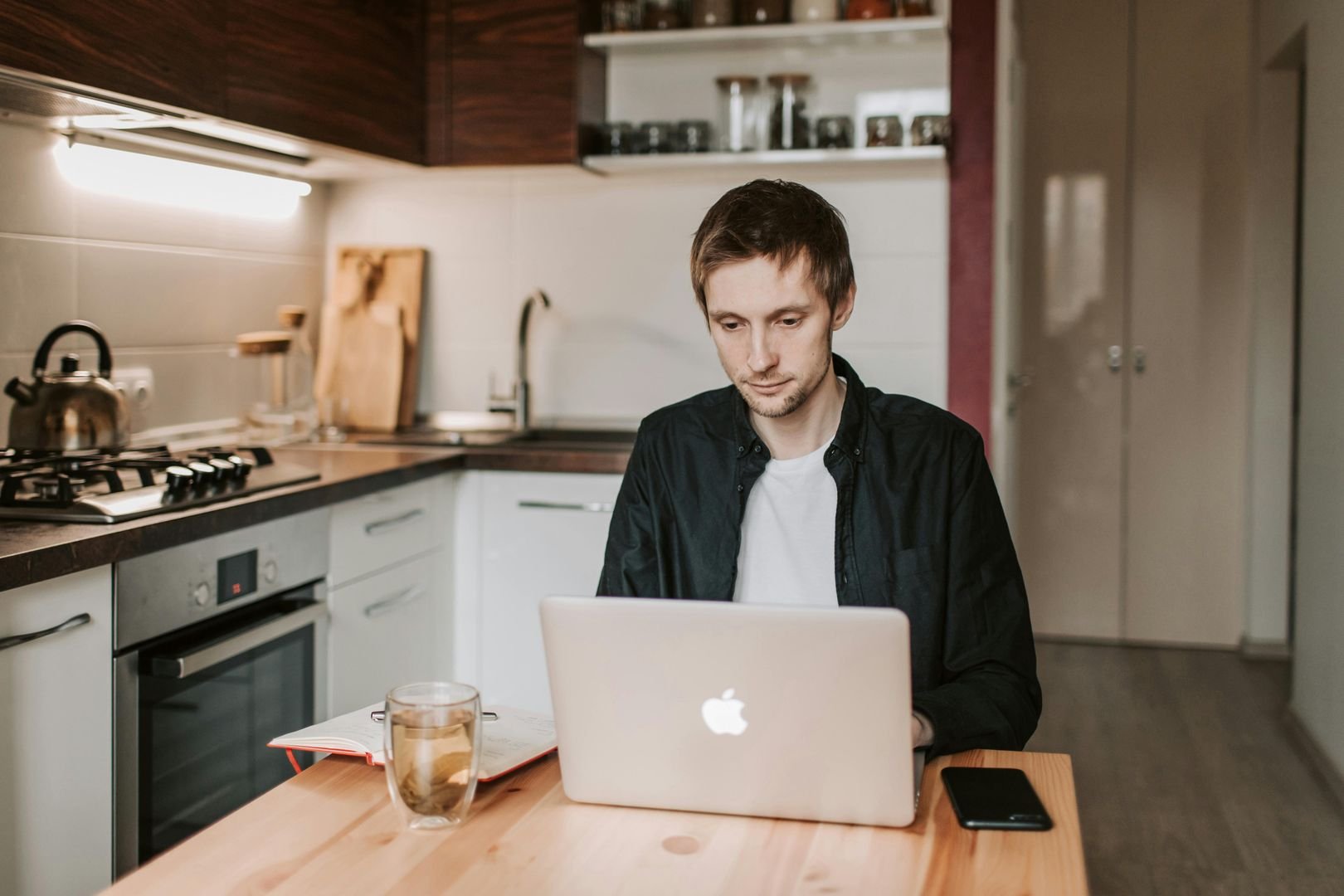 Why the Smartest Small Businesses Stopped Hiring Employees