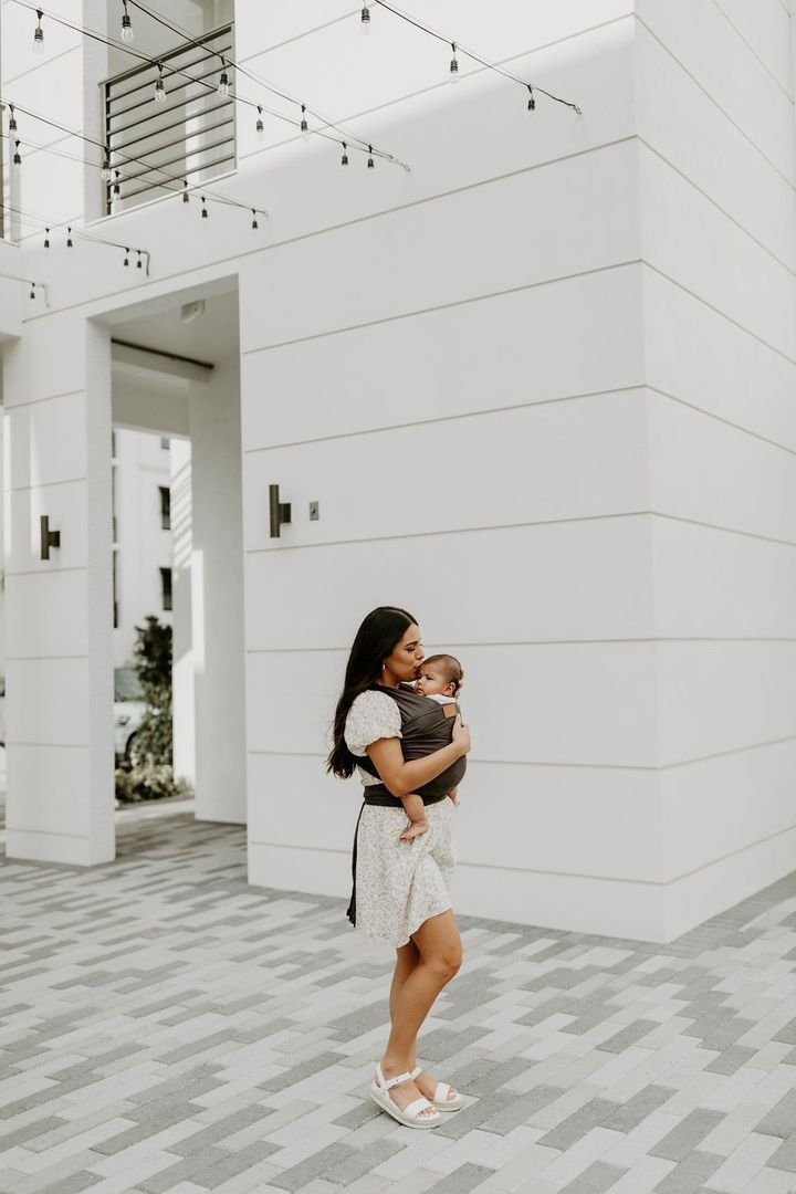 The Best Lightweight Baby Wraps for Summer