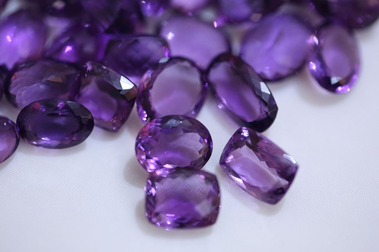 The Power of Crystals: Wellness, Healing, and Personal Transformation