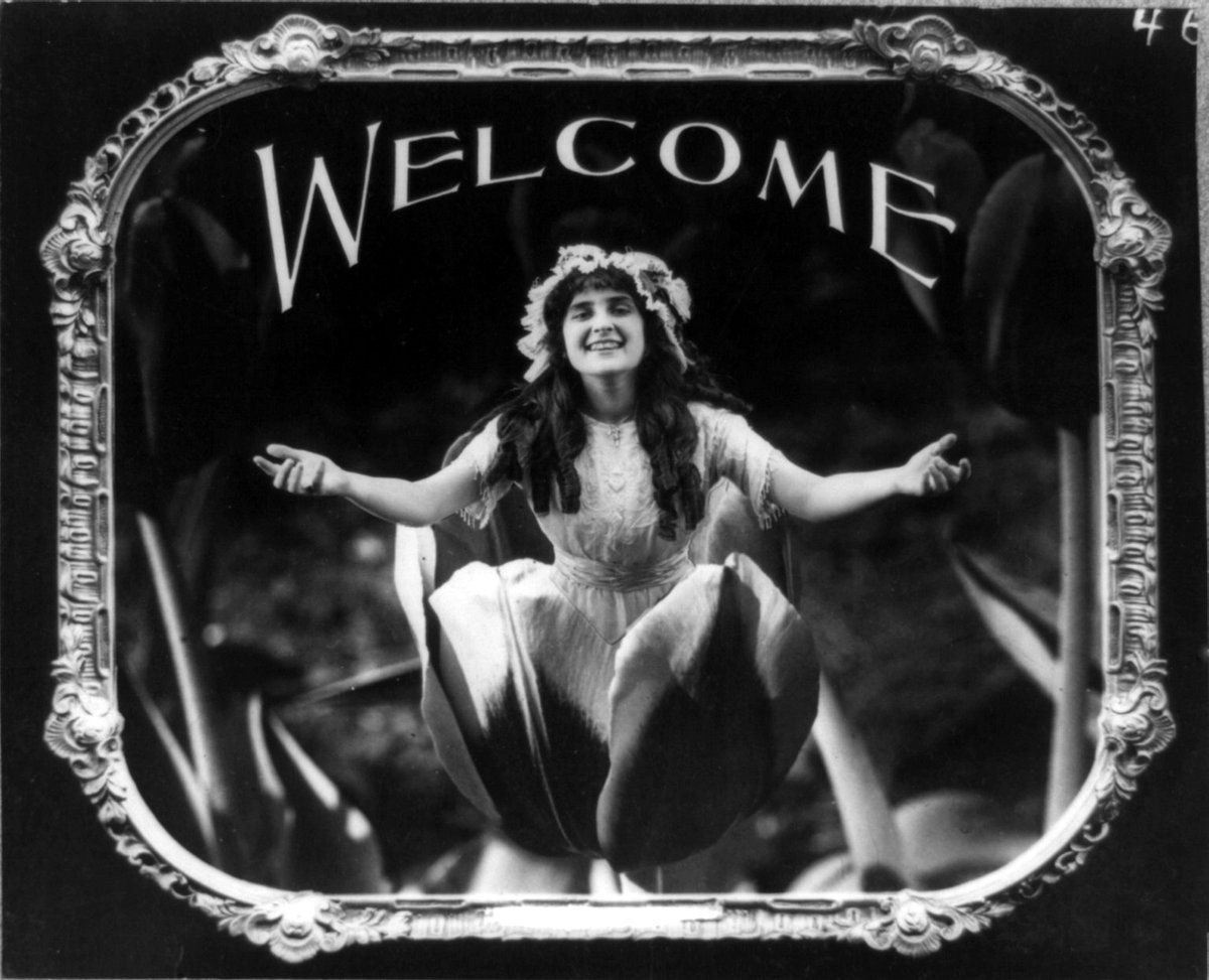 Silent Movie Etiquette and the Art of Title Cards