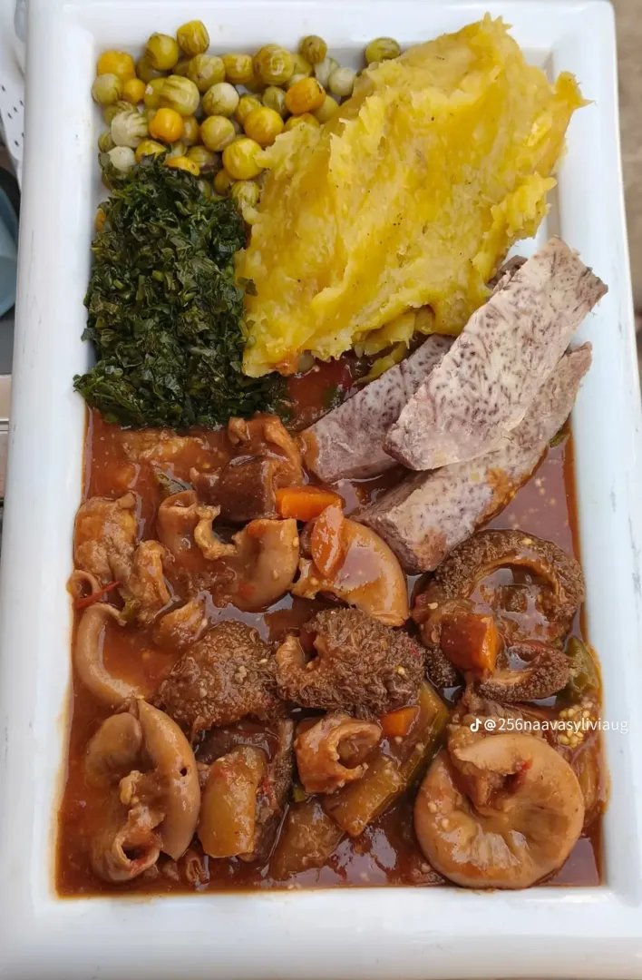 Seasonal Menus: Why We Change Our Offerings Throughout the Year at Maria’s Restaurant